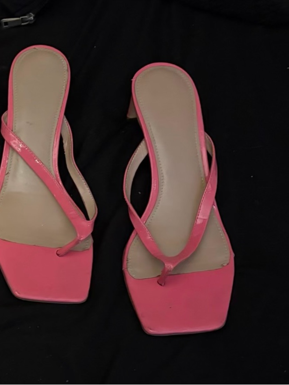 Women’s Pink Square-Toe Thong Mid-Heel Sandals